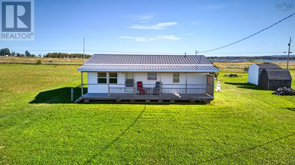 31 Quahog Lane, Brule Point
