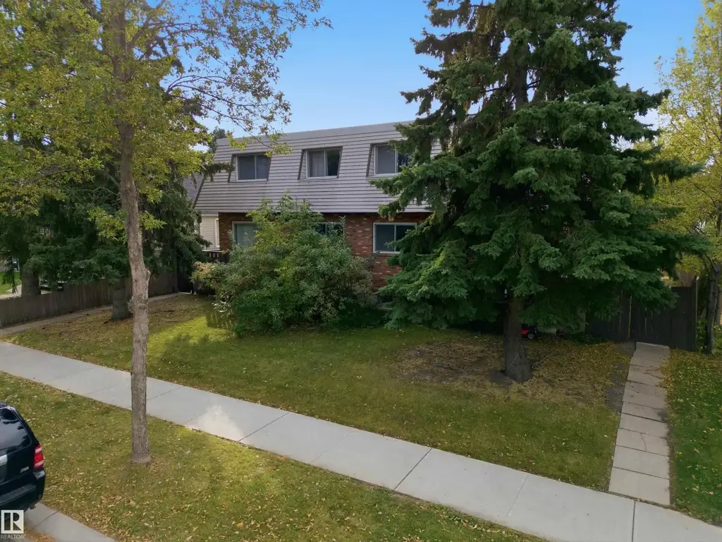8945 78 Av Nw, Edmonton
