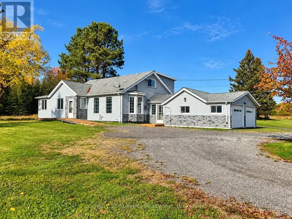 5049 Mapleward Road, Thunder Bay (McIntyre South)