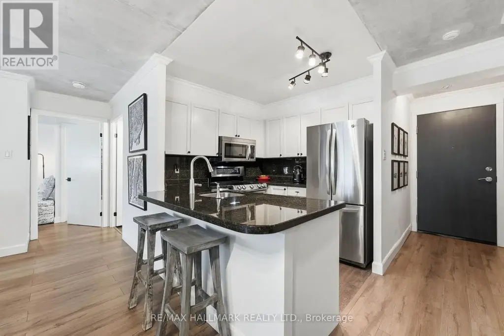 705 - 600 Queens Quay W, Toronto (Waterfront Communities)