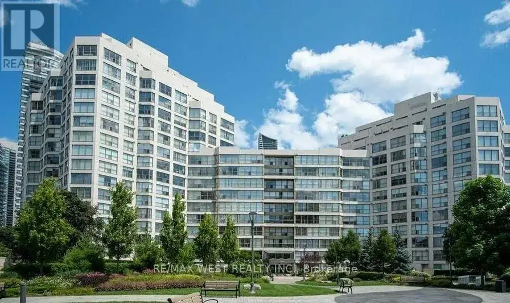 Nph7 - 2261 Lake Shore Boulevard W, Toronto (Mimico)