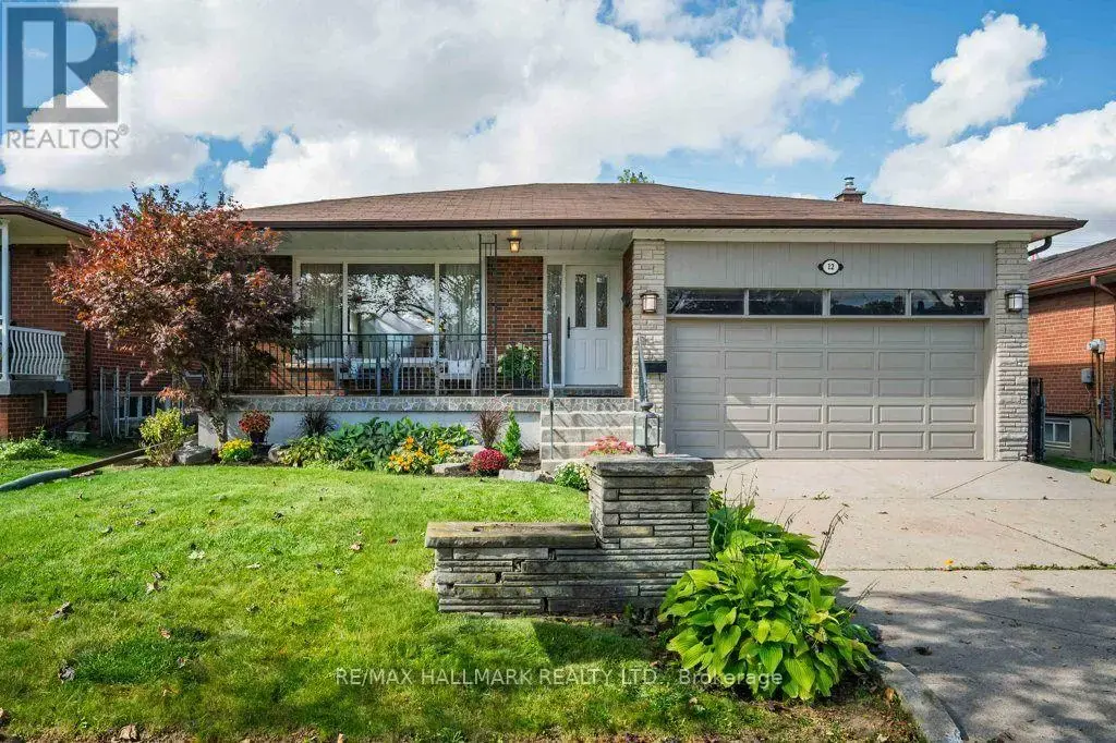12 Tammy Lane, Toronto (West Humber-Clairville)