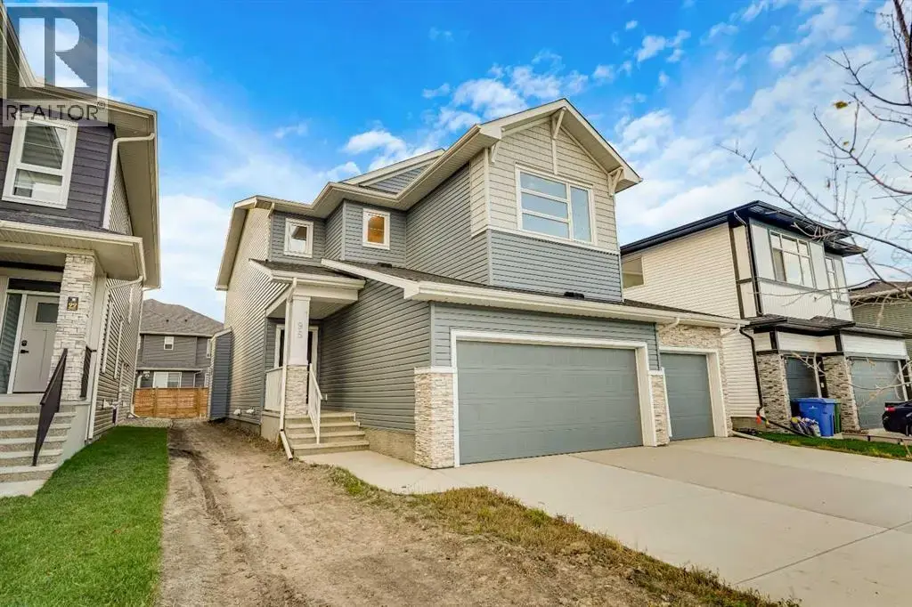 95 Dawson Wharf Mount, Chestermere