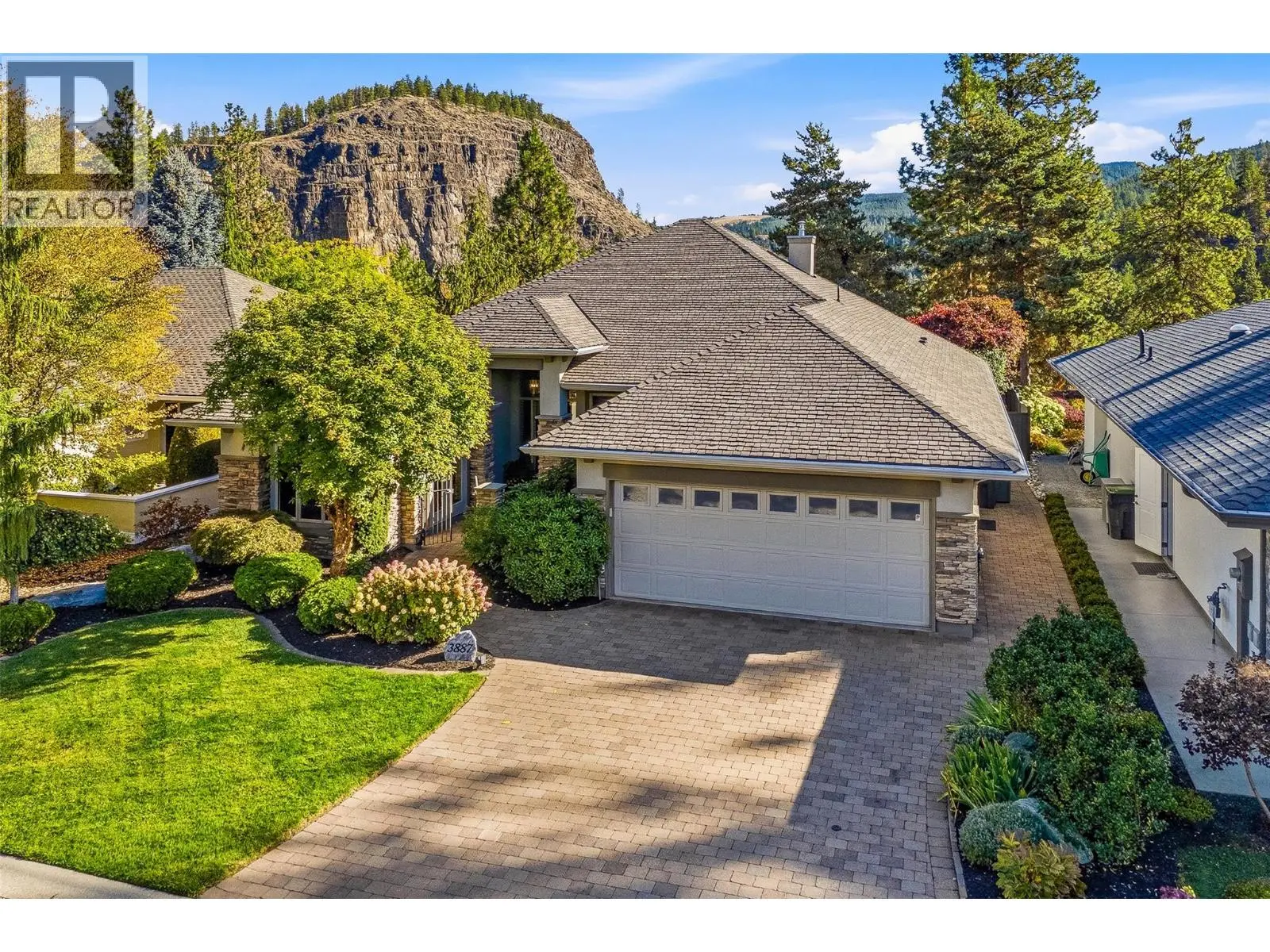 Photo of Listing #10403084
