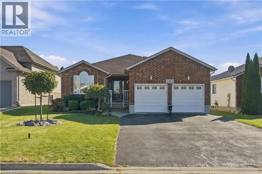 4 Macpherson Drive, Paris