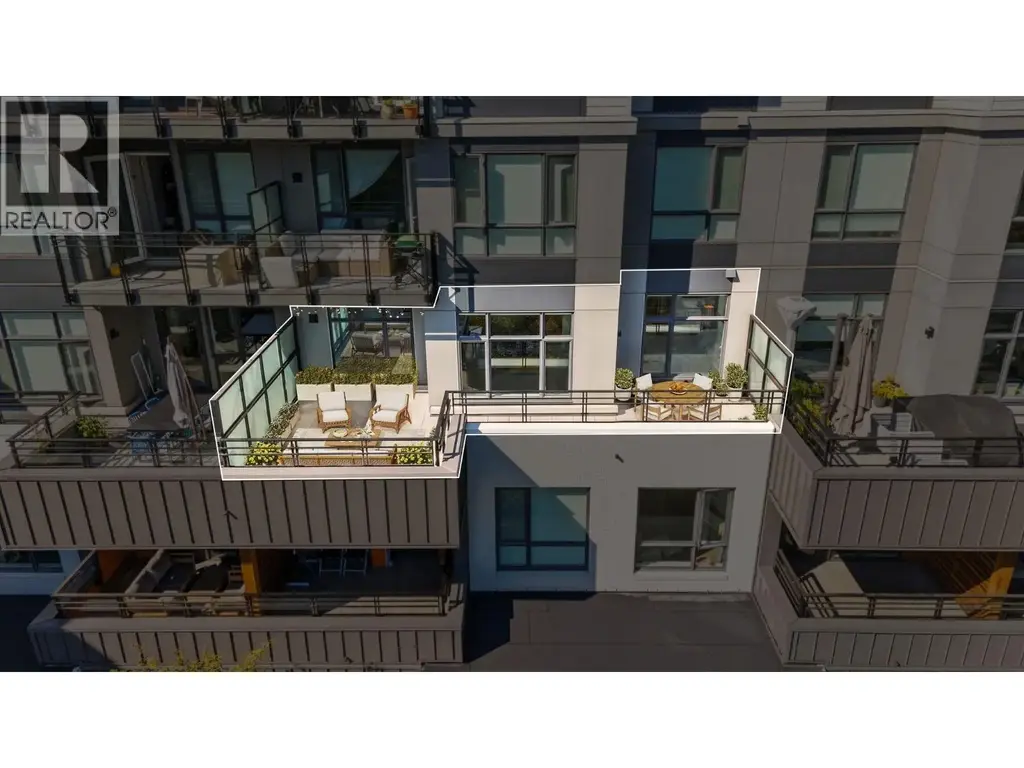 208 707 E 3 Street, North Vancouver