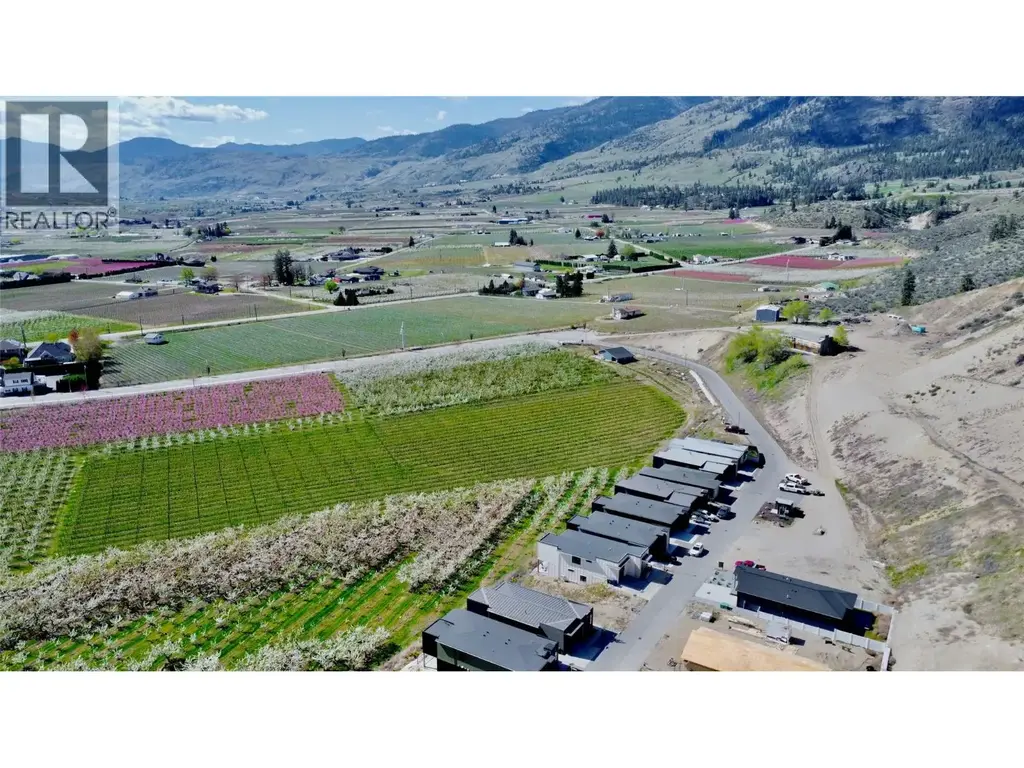 1233 Copper Road, Oliver