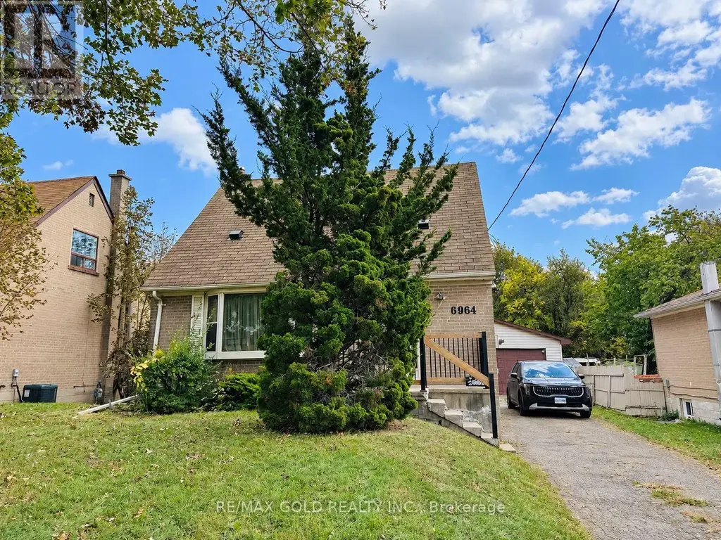 6964 Justine Drive, Mississauga (Malton)