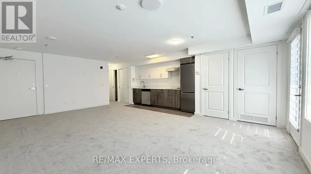 404 - 45 Connaught Avenue, Toronto (Greenwood-Coxwell)