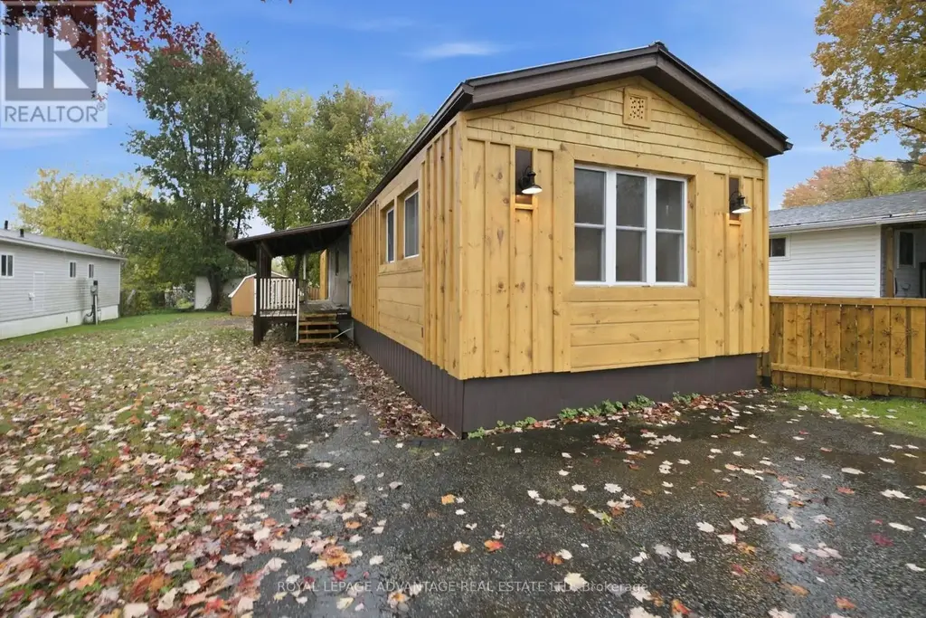 15 Kavanagh Drive Kavanagh Drive S, Rideau Lakes