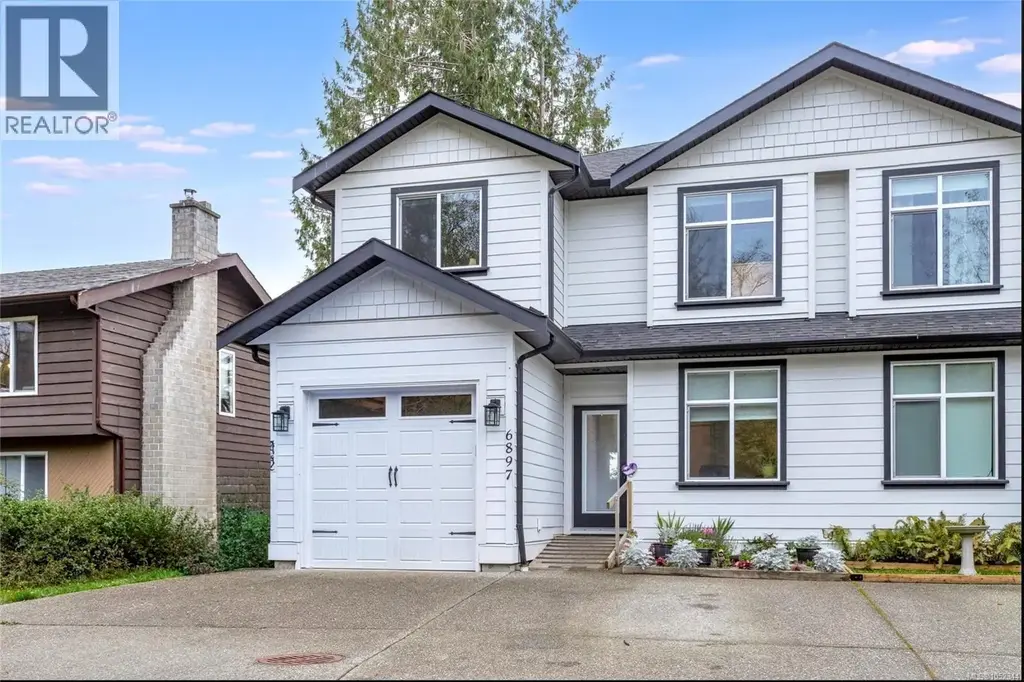 6897 Beaton Rd, Sooke