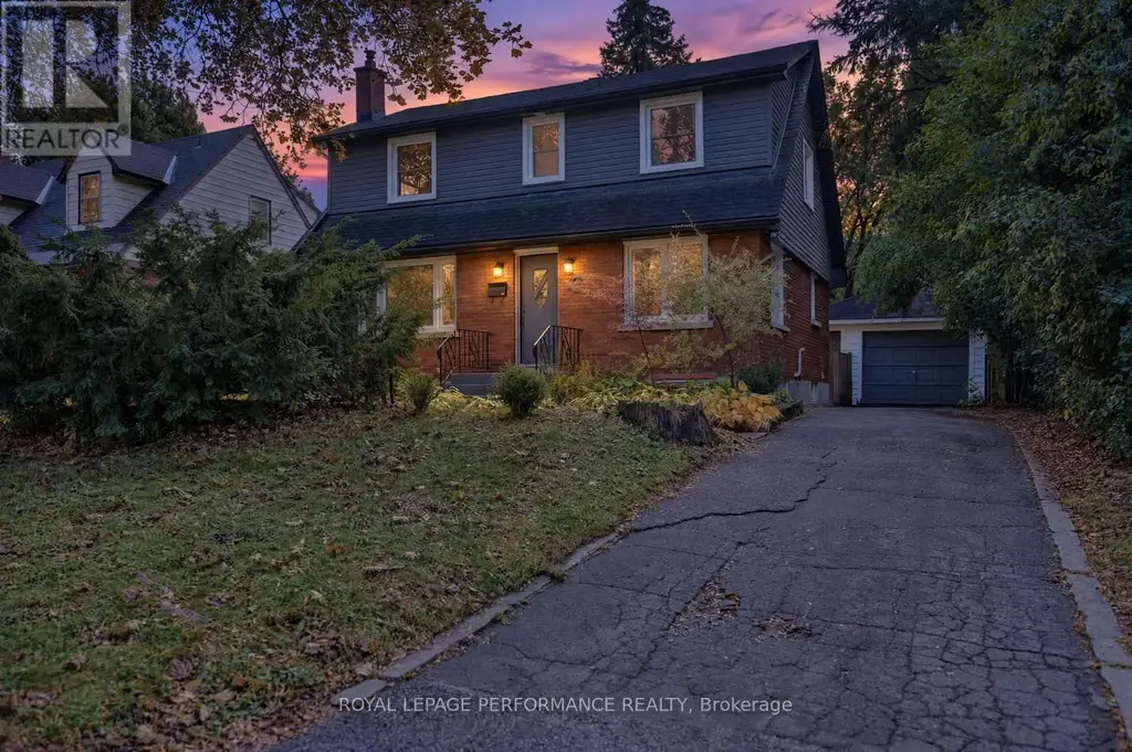 140 Begonia Avenue, Ottawa