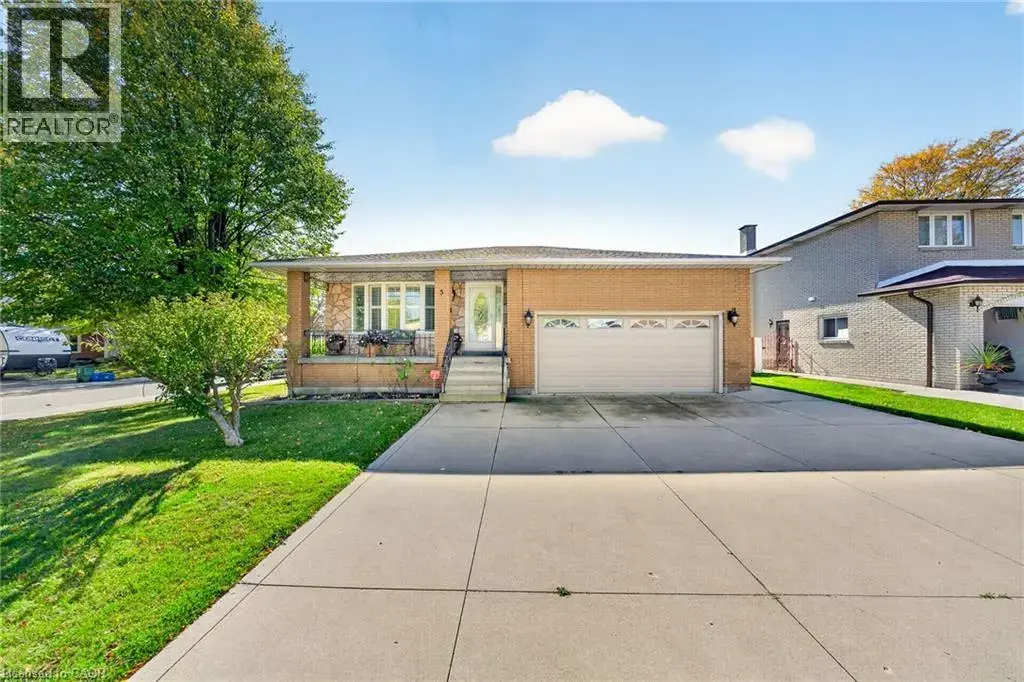 3 Harvard Place, Hamilton