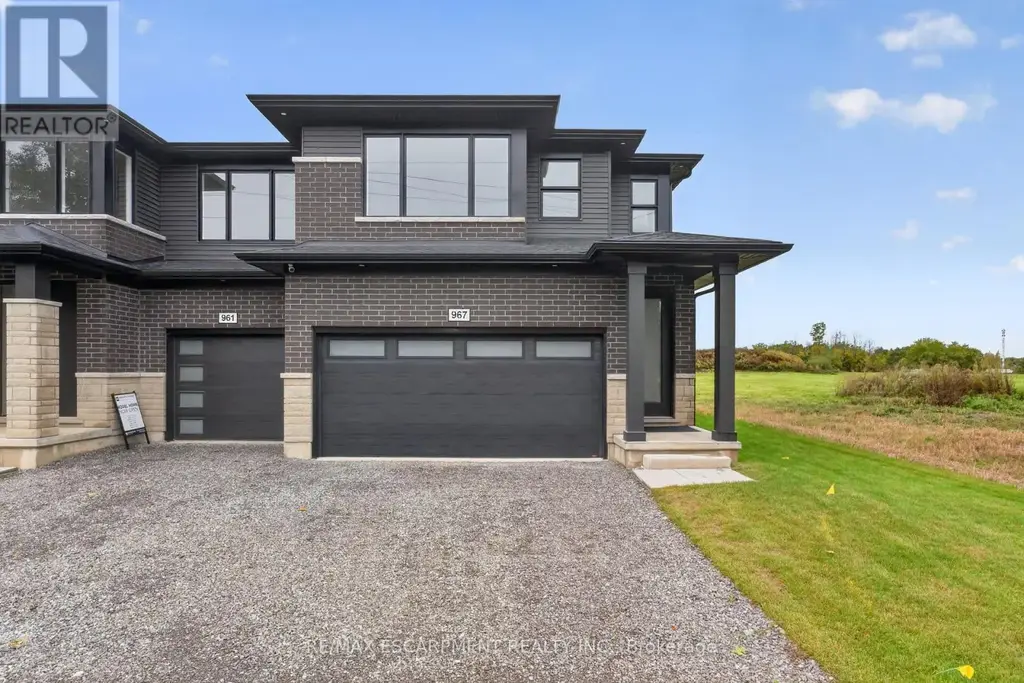 967 Clare Avenue, Welland (N. Welland)