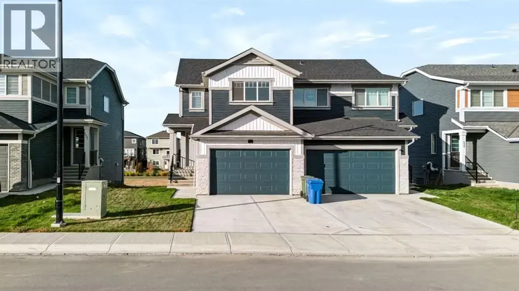 529 Chelsea Gardens, Chestermere