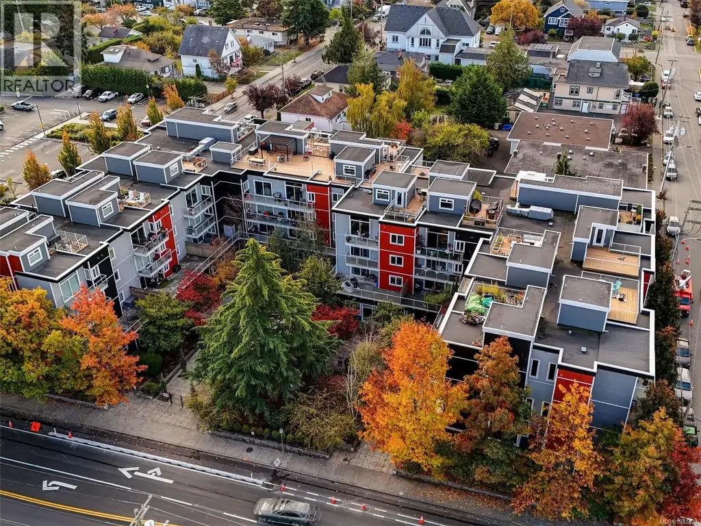 210 1315 Esquimalt Rd, Esquimalt