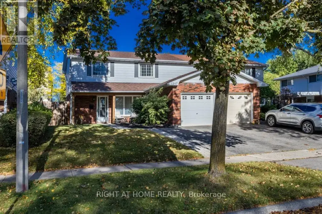 1247 Nottingham Avenue, Burlington (Mountainside)
