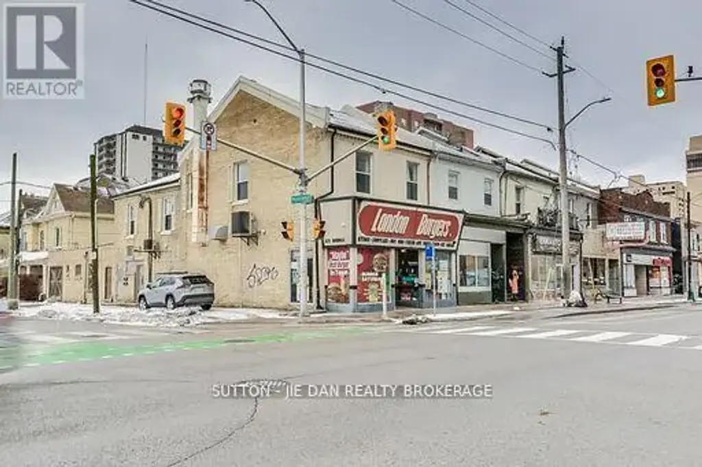 471 Dundas Street, London East (East K)
