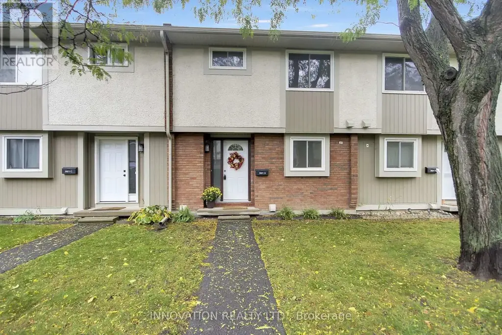 3921d Old Richmond Road, Ottawa