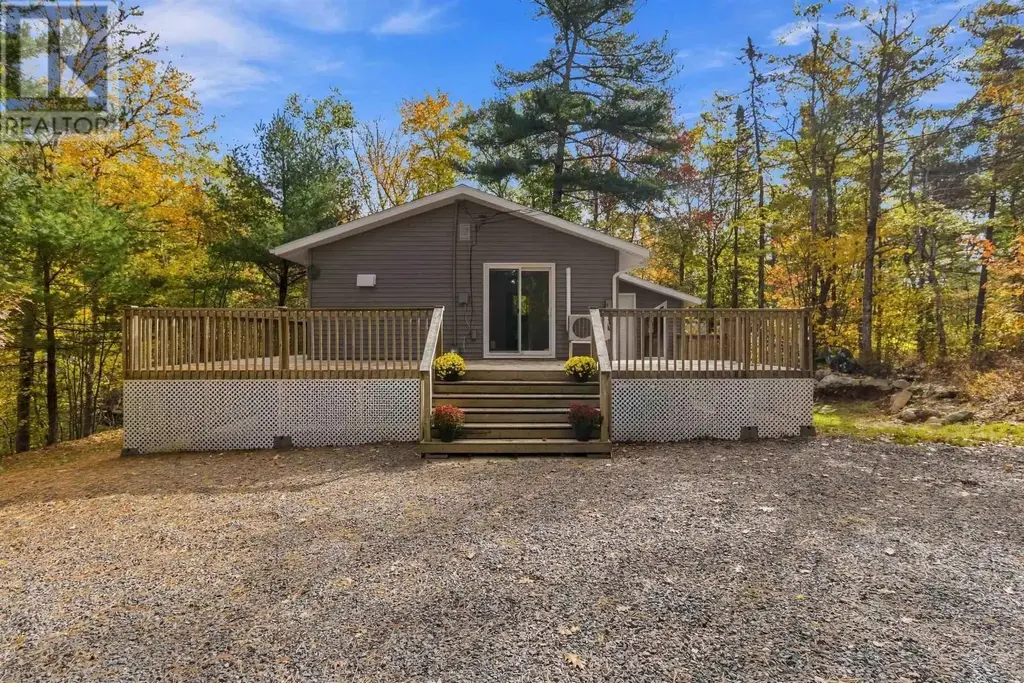 56 Pine Island Drive, Labelle
