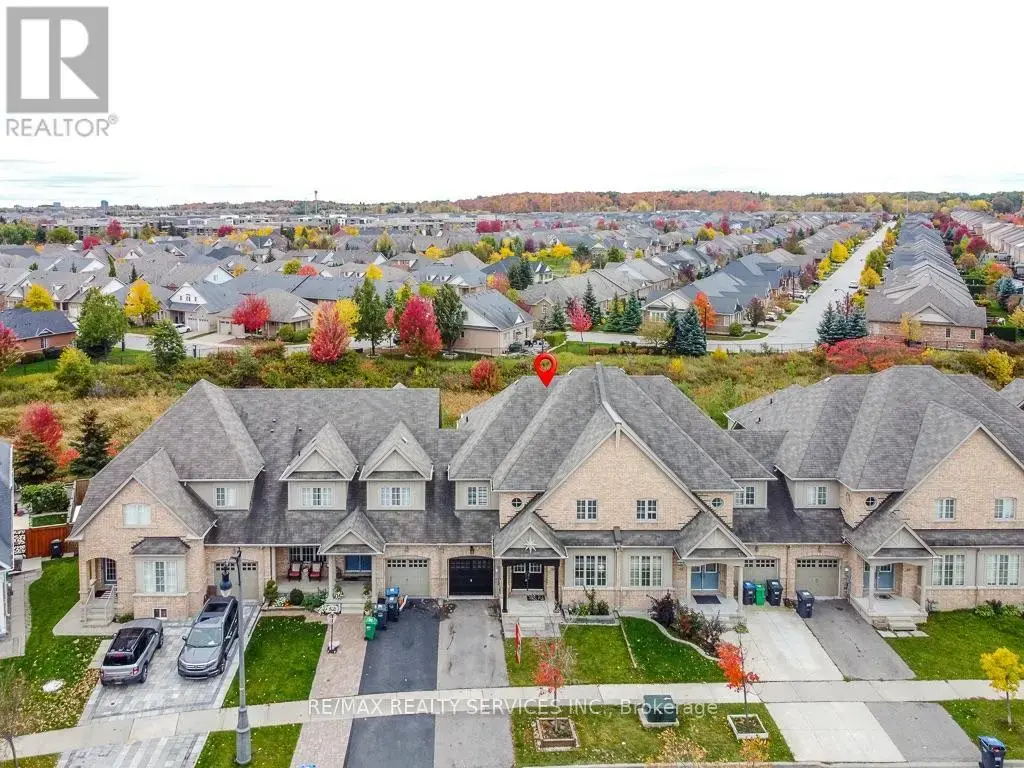 30 Naperton Drive, Brampton (Sandringham-Wellington)