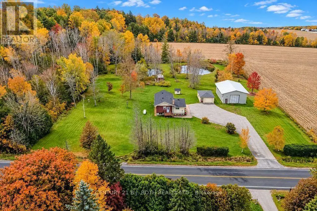 1398 Old Fort Road, Tay