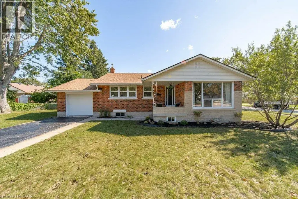 18 Maywood Road, Kitchener
