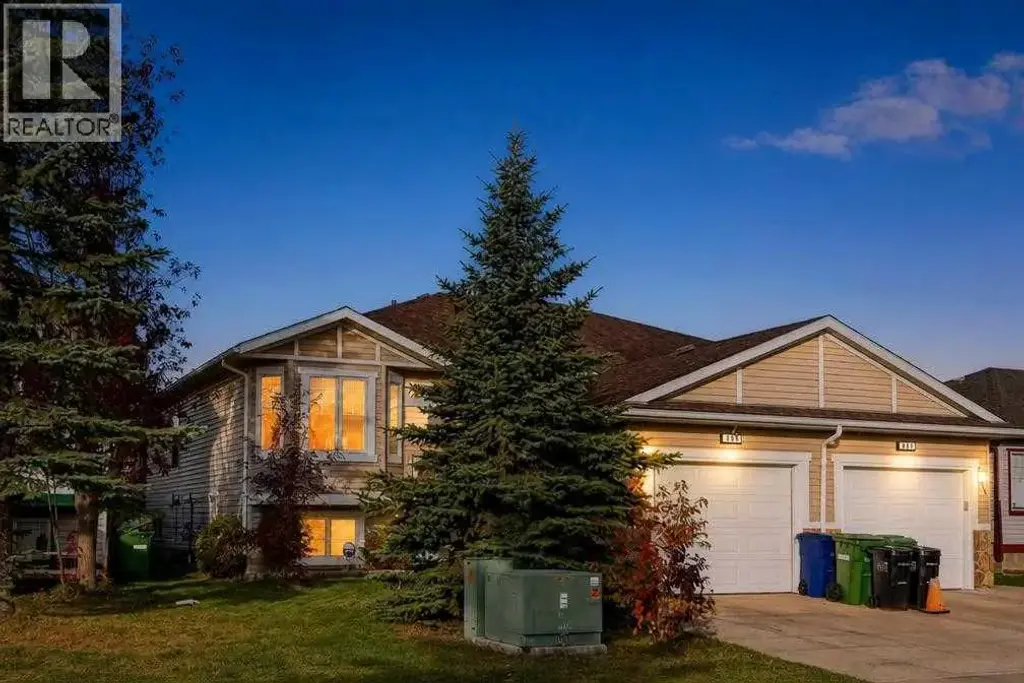 445 Stonegate Way Nw, Airdrie