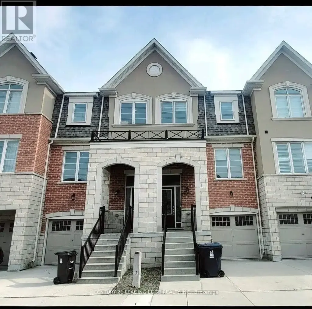 5 Fusilier Drive, Toronto (Clairlea-Birchmount)