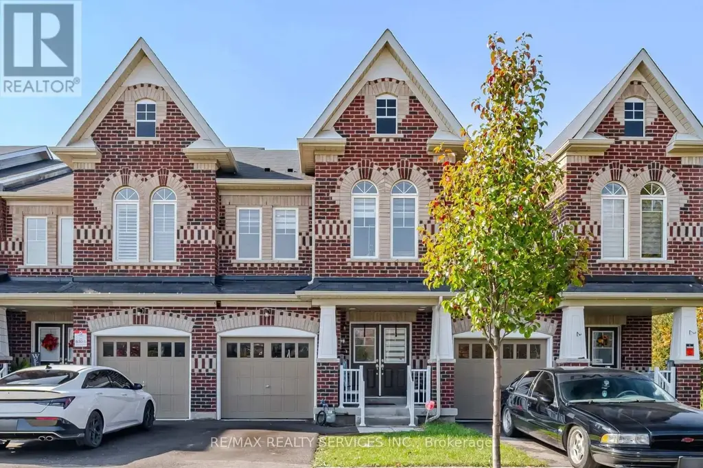 1221 Jim Brewster Circle, Oshawa (Eastdale)