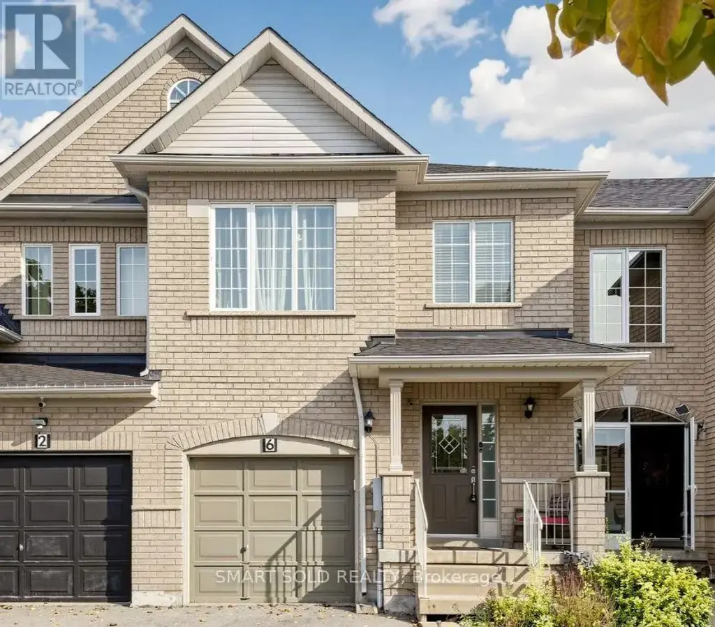 6 Kinney Gate, Vaughan (Maple)