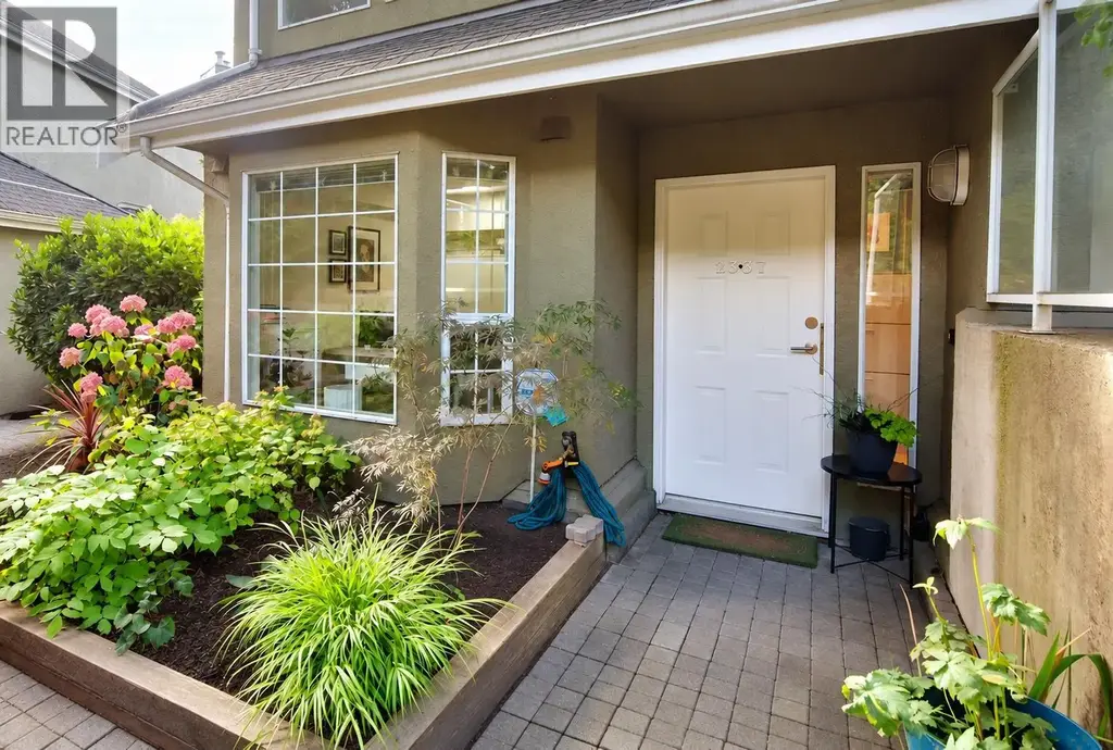 2337 Quayside Court, Vancouver