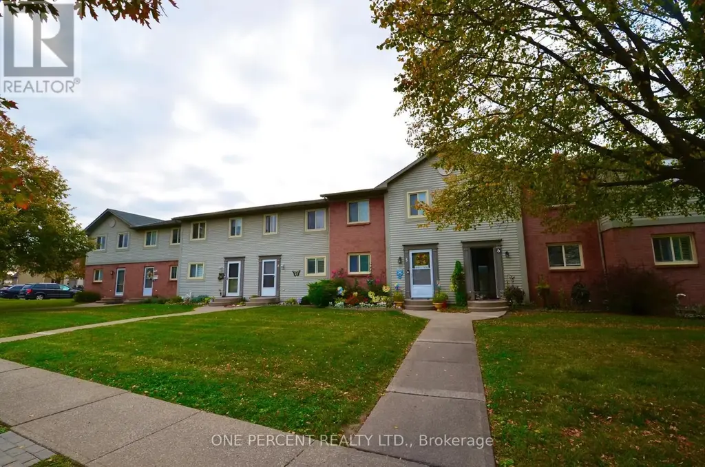5 - 65 Dorchester Boulevard, St. Catharines (Carlton/Bunting)