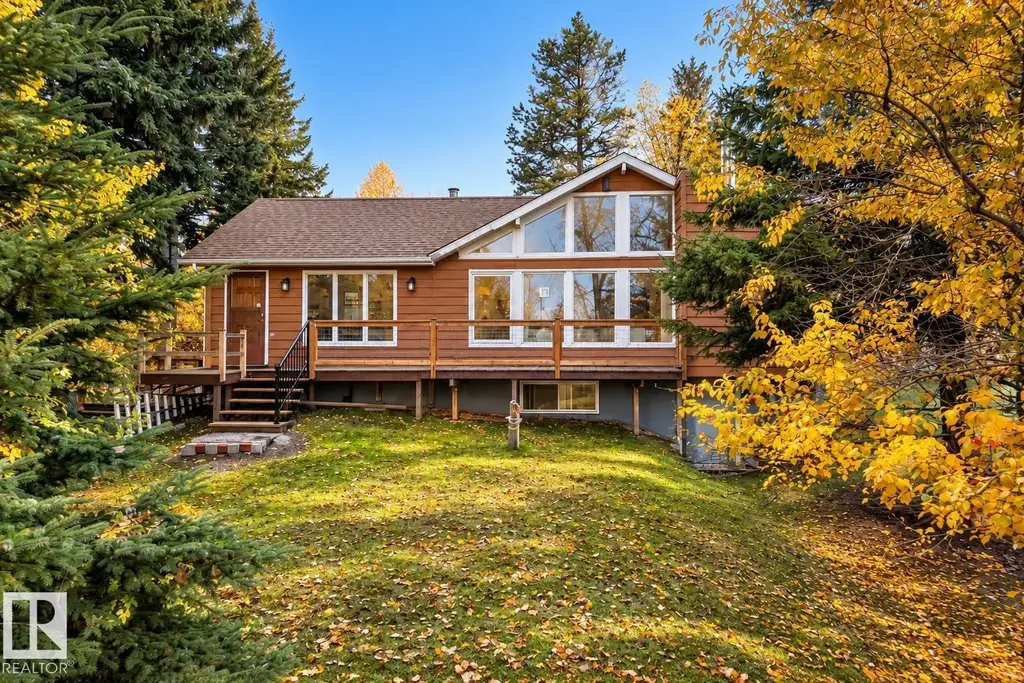 4315 Leisure Ln, Rural Lac Ste. Anne County