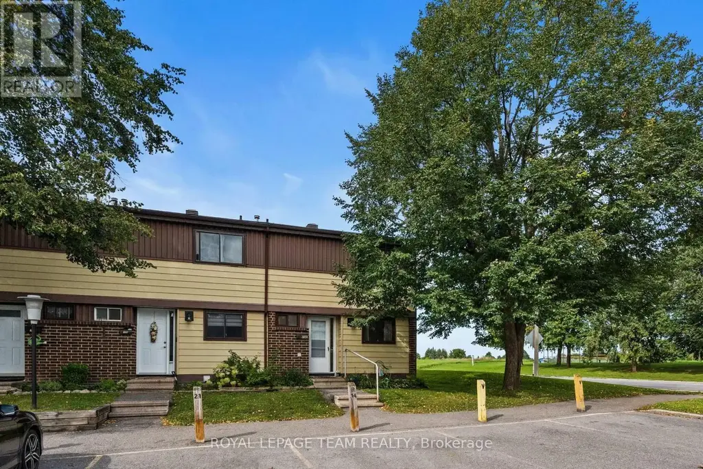 E - 73 Foxfield Drive, Ottawa