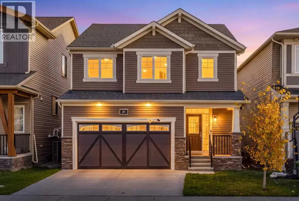 20 Carringham Heights Nw, Calgary