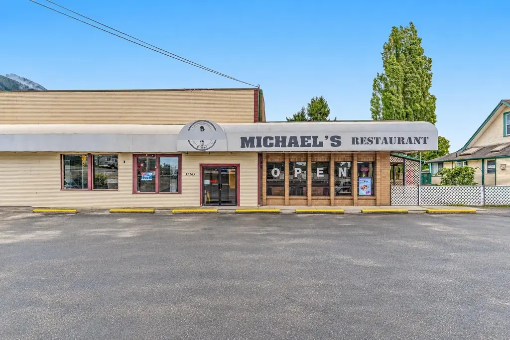 37165 Lougheed Highway, Mission