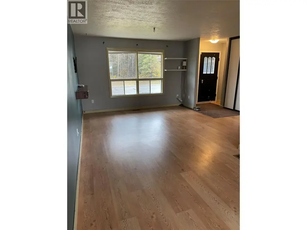 107 Peace River Crescent, Tumbler Ridge
