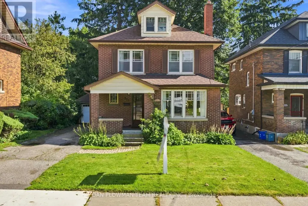 307 William Street E, Oshawa (O'Neill)