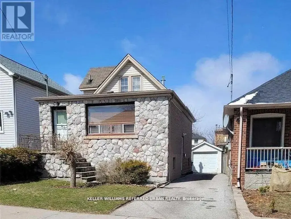 8 Tilden Crescent, Toronto (Humber Heights)
