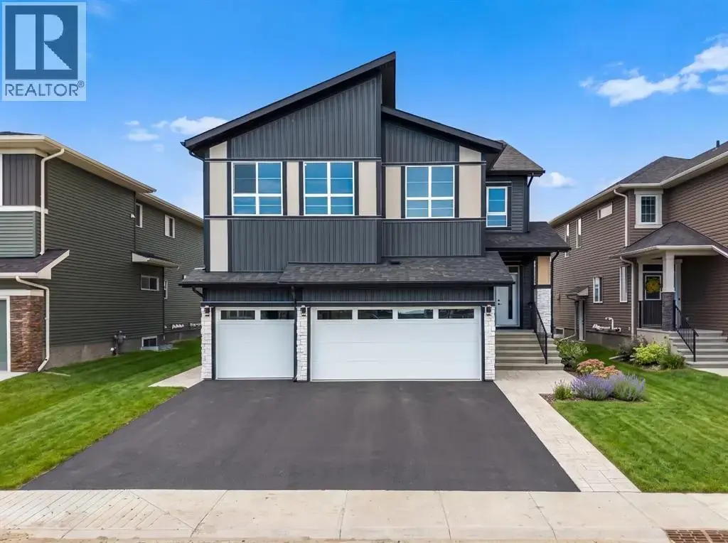 83 Dawson Wharf Mount, Chestermere