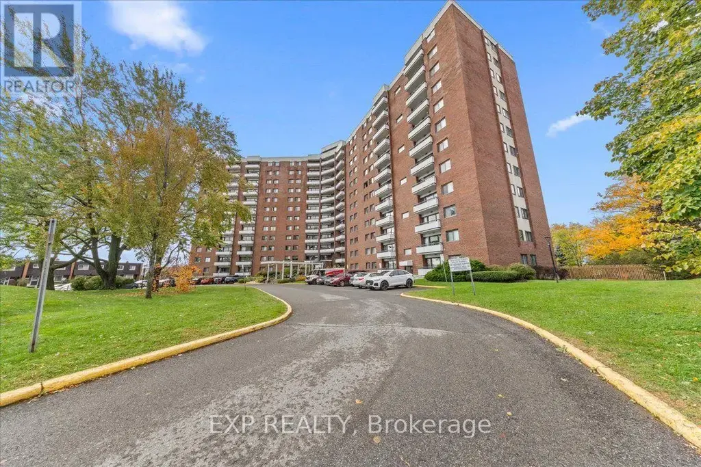 114 - 20 Chesterton Drive, Ottawa