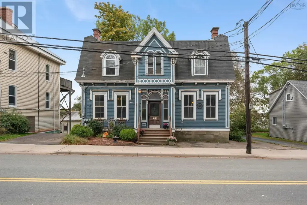 75 Denoon Street, Pictou
