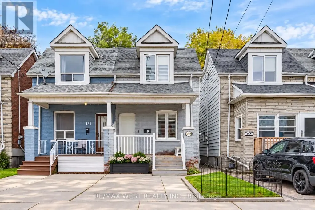 149 Chisholm Avenue, Toronto (Woodbine-Lumsden)