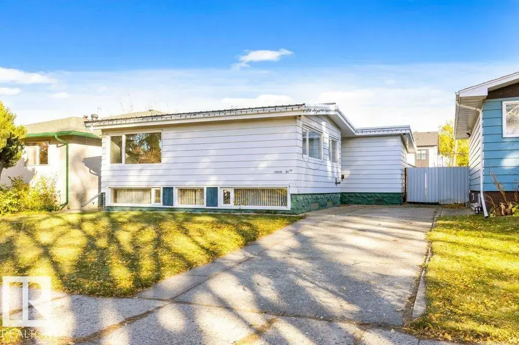 10651 80 St Nw, Edmonton