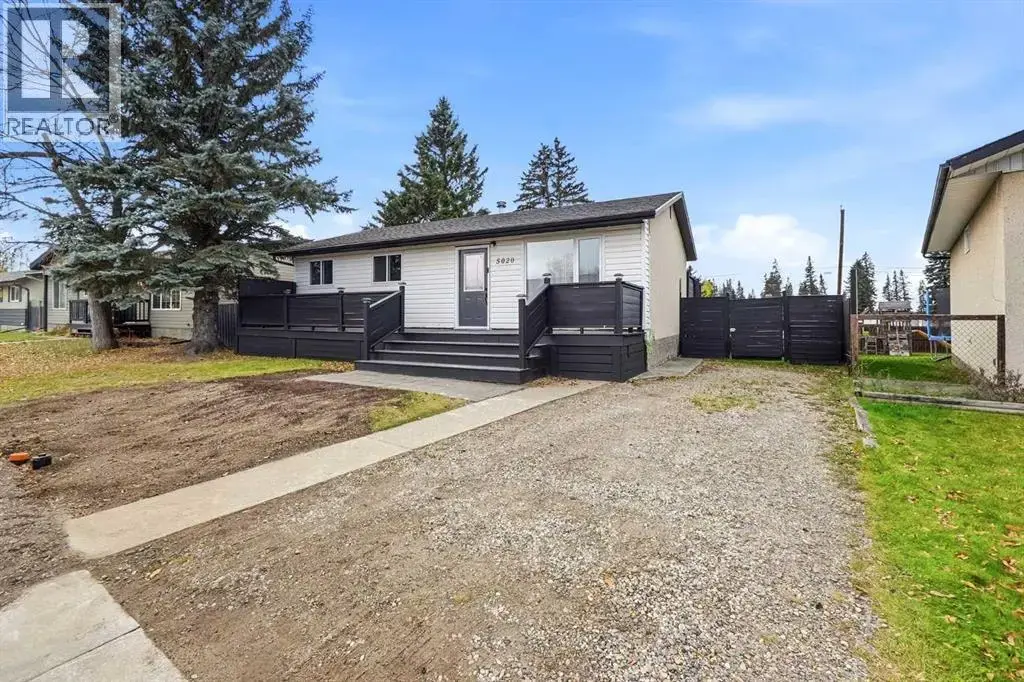 5020 58 Street Close, Rocky Mountain House