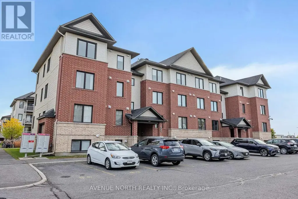7 - 135 Bluestone Private, Ottawa