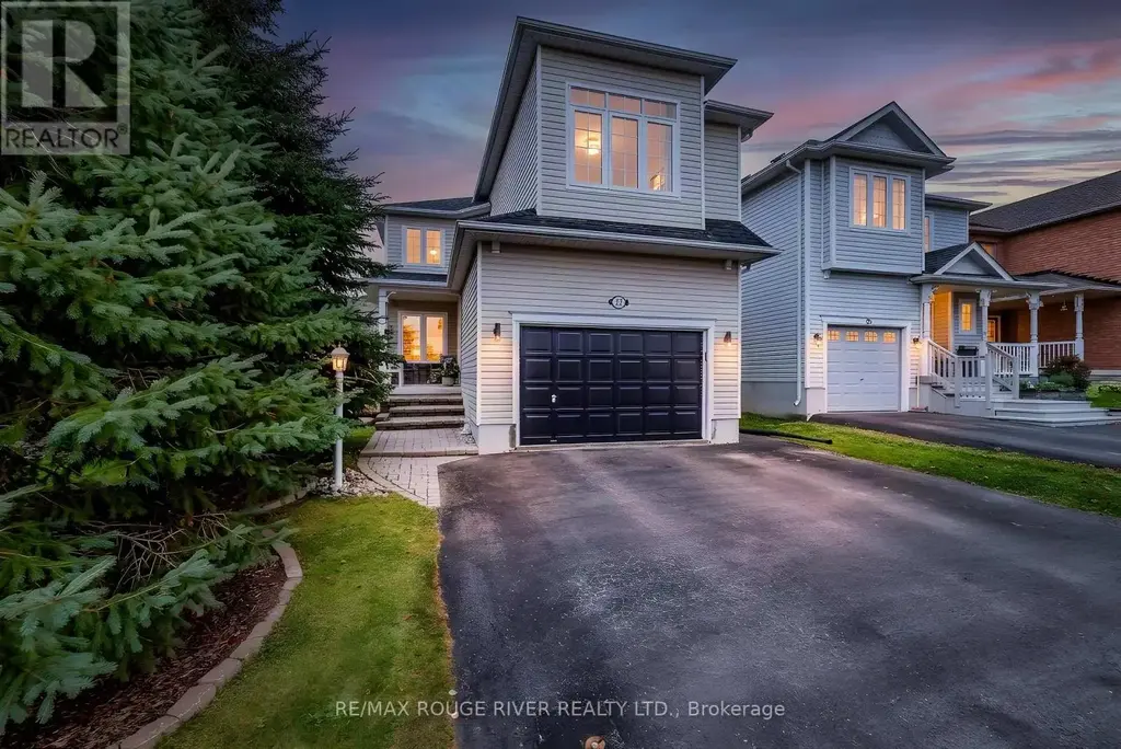 22 Steinway Drive, Scugog (Port Perry)