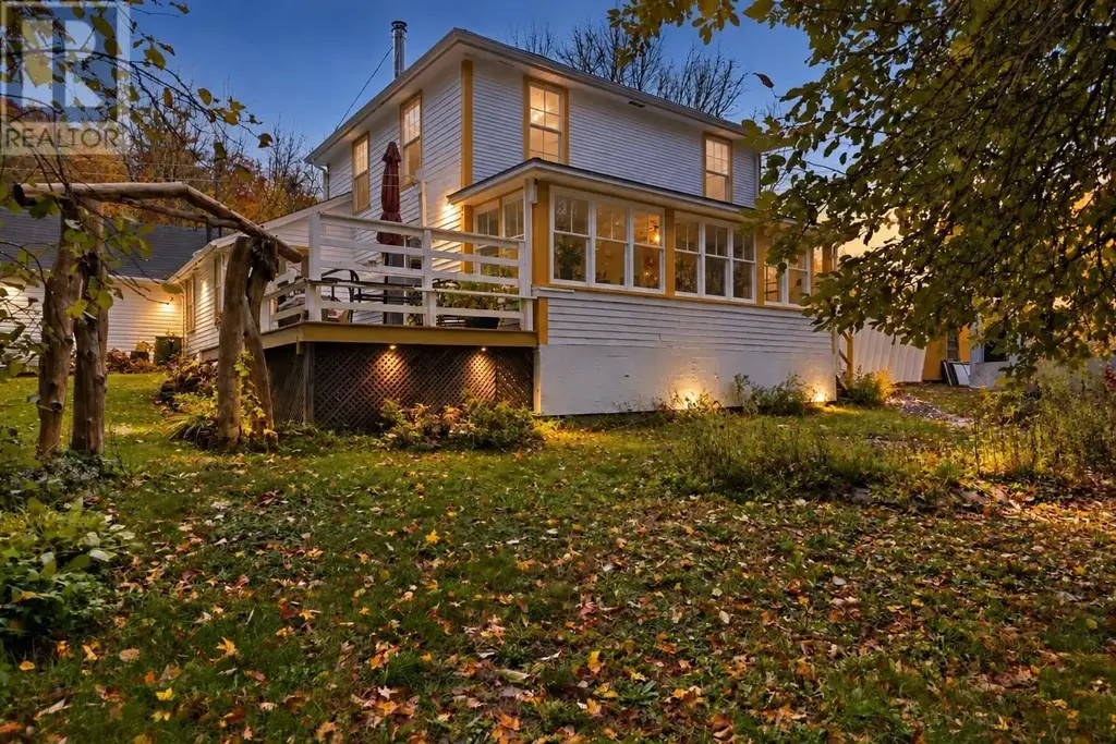 230 Rocknotch Road, South Tremont