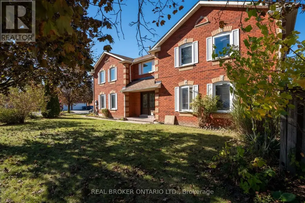 5683 Shillington Drive, Mississauga (Hurontario)
